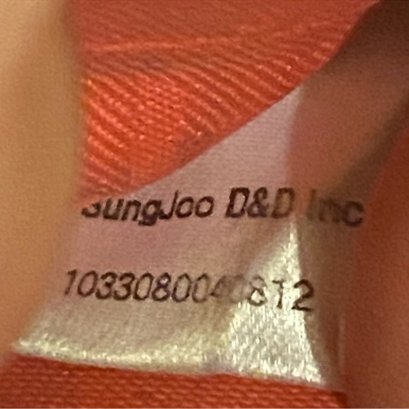 EUC Vintage MCM Red Leather Tri Fold Logo Wallet with Charms - Picture 10 of 16